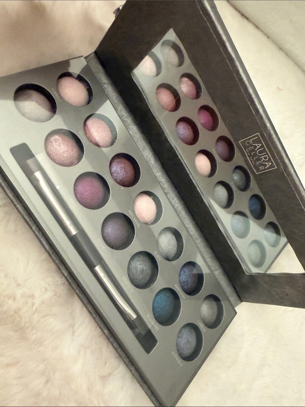 Laura Geller The Delectables Eyeshadow Palette Delicious shades of cool 14 NEW - Picture 5 of 7